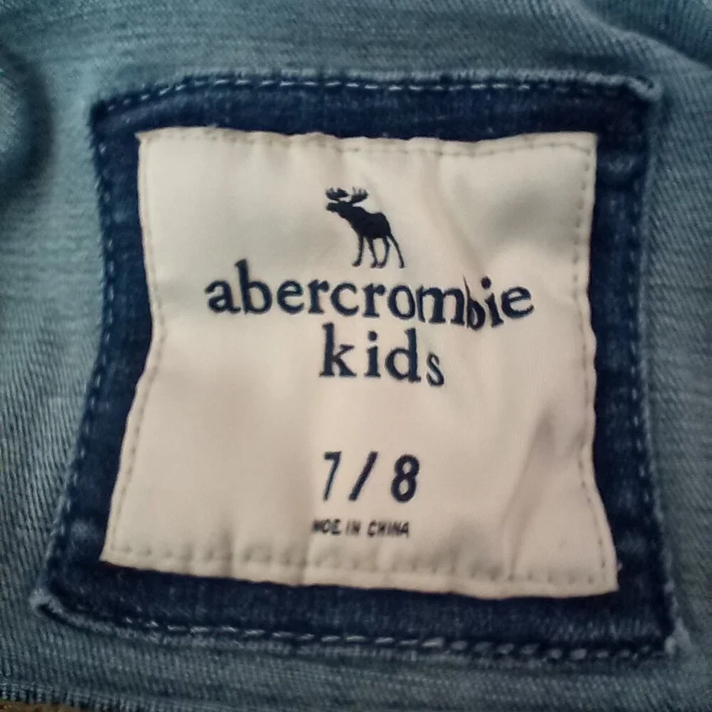 Abercrombie Kids Jean Jacket Girls Size Small S 7 / 8 Distressed Hooded - Picture 11 of 11